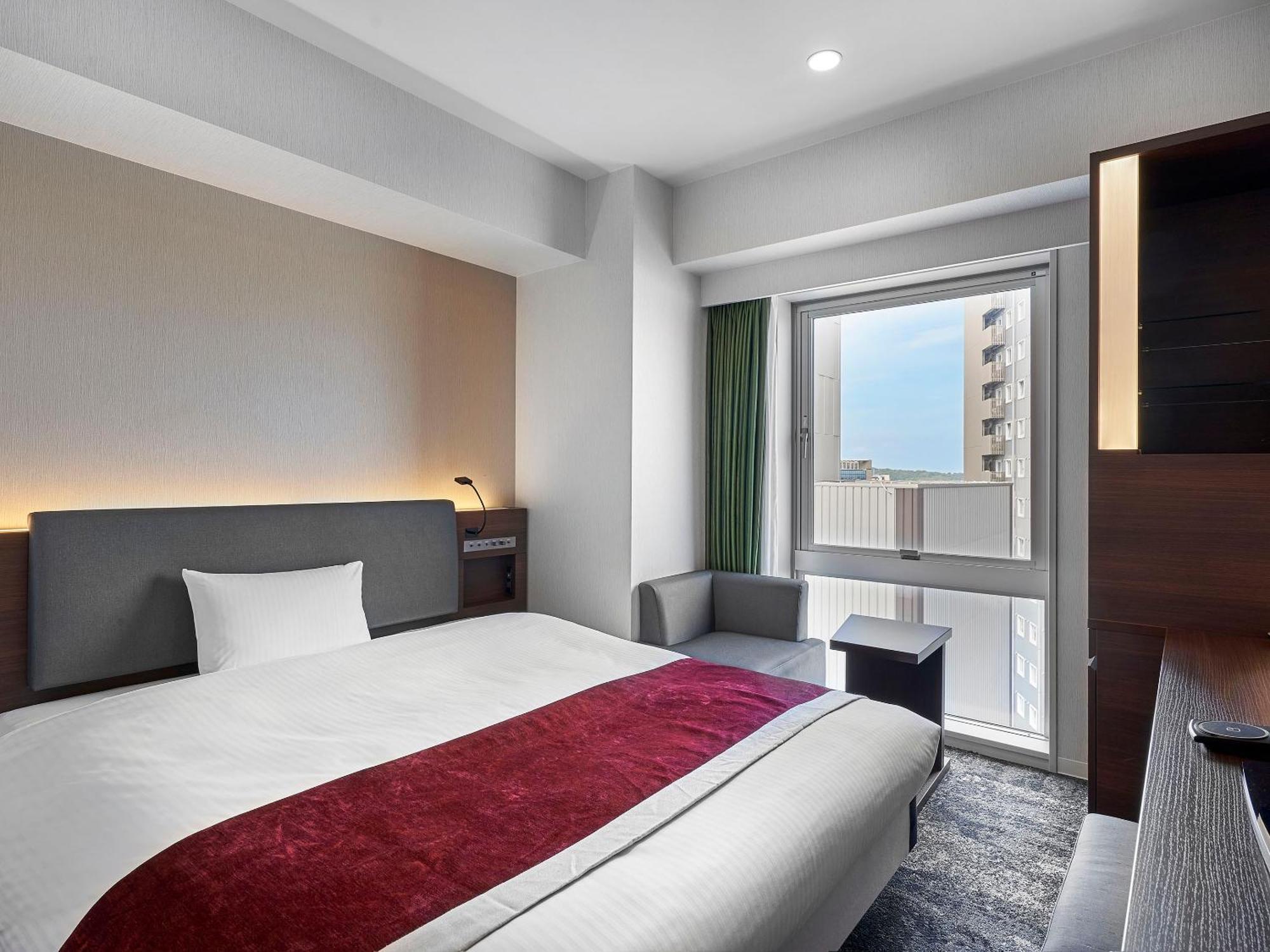 Daiwa Roynet Hotel Toyama-Ekimae Buitenkant foto